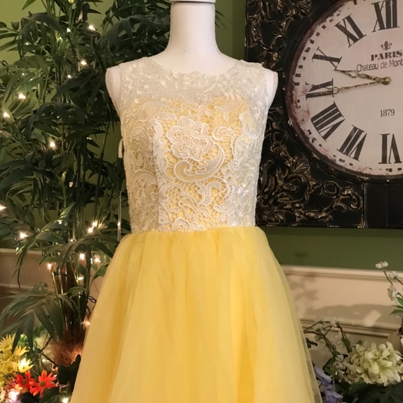 Short Yellow tulle and lace Cocktail party spring dress - Picture 2 of 6